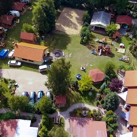 Osrodek Wypoczynkowy W Jeleniu Hotel Borne Sulinowo Exterior foto